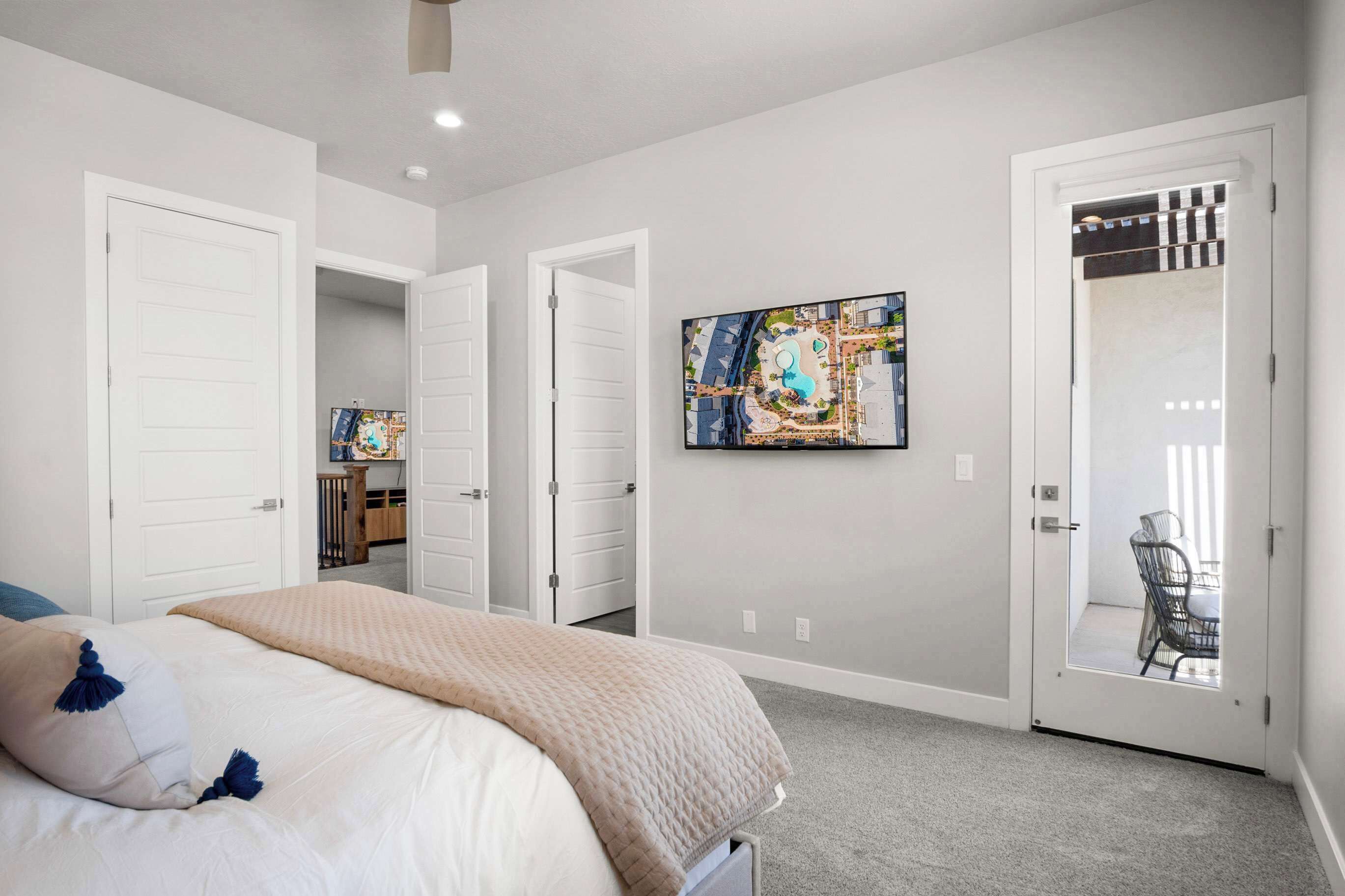 3 chambres, fer et planche à repasser, lit de bébé portatif, Wi-Fi