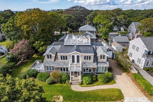 Lookout Point | 3 BDR Home Steps from Beach!