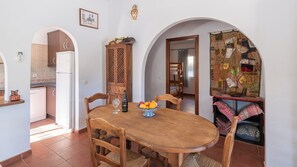 Dining - Casa Carolina Cómpeta by Ruralidays (Málaga)