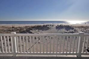 Beach - Modern Ship Bottom Oceanfront House with Amazing Ocean Views (Ship Bottom)