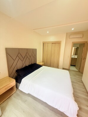 2 habitaciones, wifi gratis y ropa de cama 