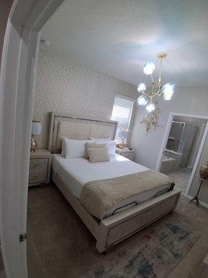 7 bedrooms, iron/ironing board, travel cot, WiFi