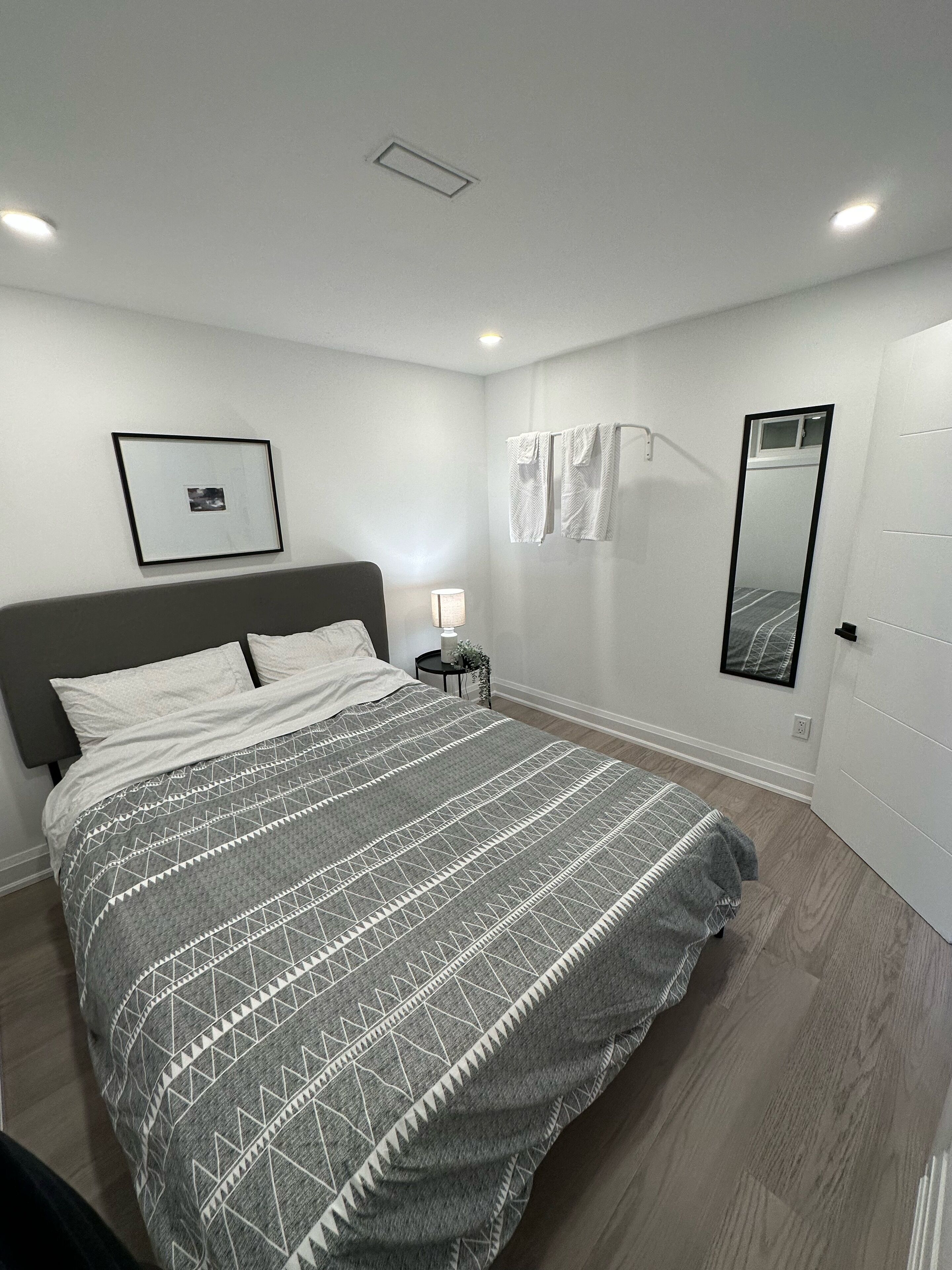 2 bedrooms, iron/ironing board, free WiFi, bed sheets