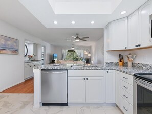 Microwave, oven, stovetop, dishwasher - Charming 2-bedroom condo with AC, WiFi, in Venice, 2 miles from Venice Island.  (Venice)