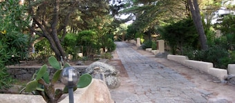 Holiday Home "Casa Baia" with Sea View, Mountain View, Garden & Terrace