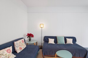 3 chambres, fer et planche à repasser, Wi-Fi gratuit, draps fournis