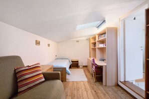 1 chambre, Wi-Fi gratuit, draps fournis