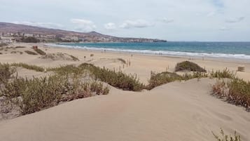 Vlak bij het strand