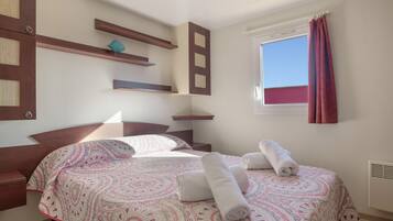 3 chambres, Wi-Fi gratuit, draps fournis