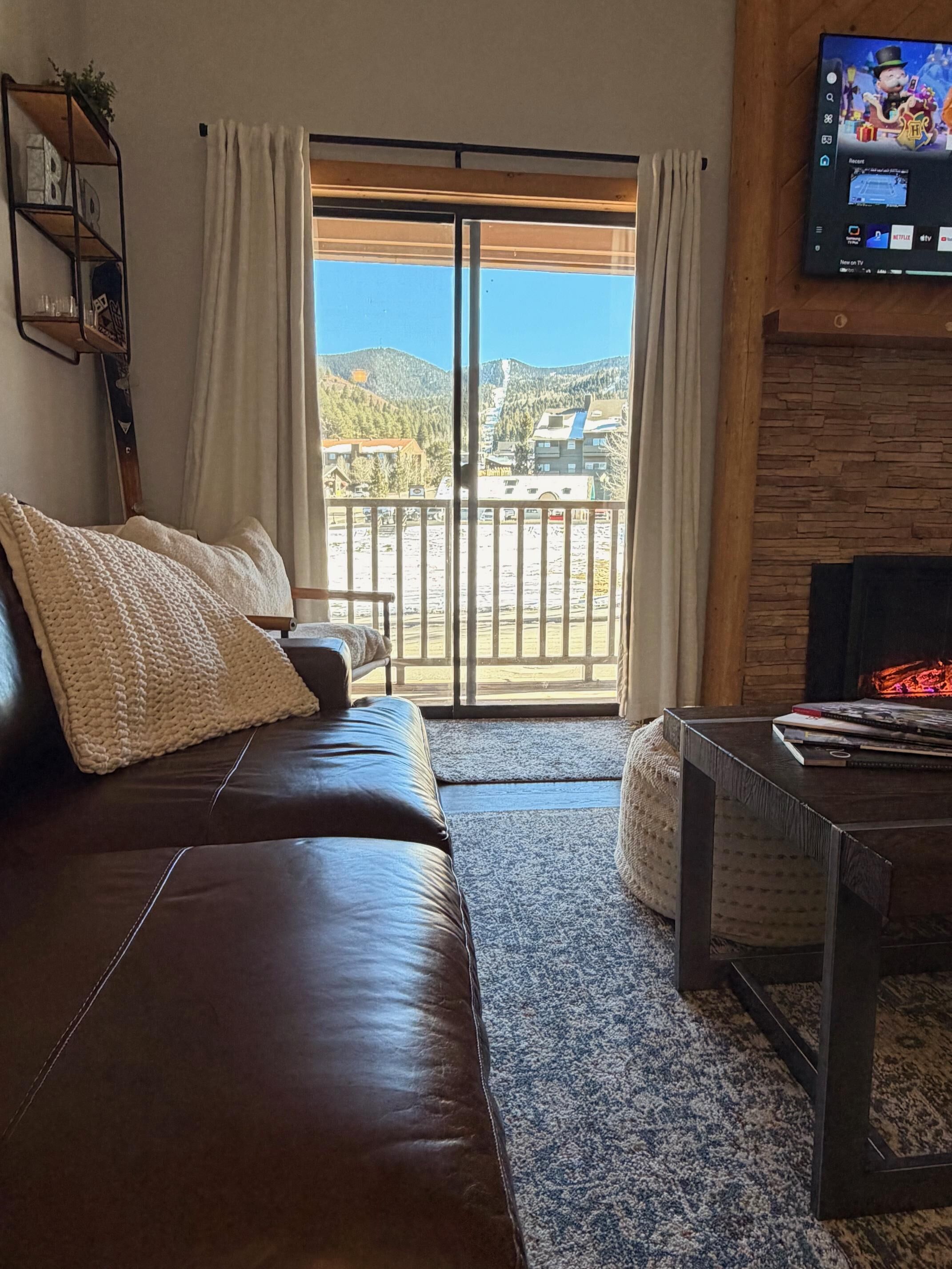 TV connectée, cheminée