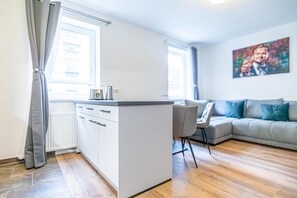 Smart TV - This cozy and spacious 1-bedroom, 1-living room apartment is thoughtfully design (Wien)