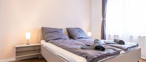 2 bedrooms, WiFi, bed sheets