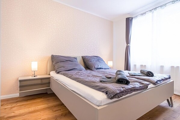 2 bedrooms, WiFi, bed sheets