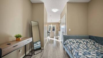 1 bedroom, iron/ironing board, WiFi, bed sheets