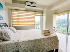 2 chambres, fer et planche à repasser, Wi-Fi gratuit, draps fournis