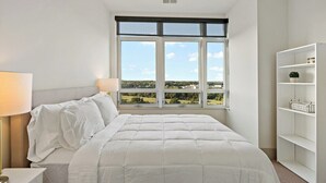 Unclassified image, 3 of 24, button - Tysons Penthouse 2BR | Pool & Gym (McLean)
