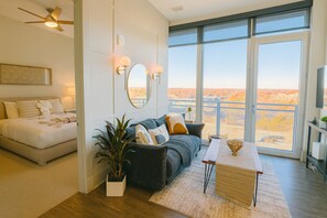 Smart TV - Luxury Living | Tysons | High Rise | Scenic Views (McLean)