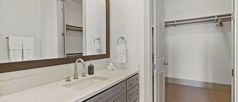En suite private bathroom. Plenty of storage in the large walk in closet.