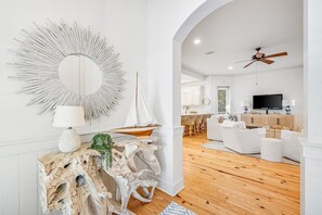 TV, DVD player, video library - Take Your Blues Away | Seacrest 4 Bedroom | Comp Fitness, Tennis & 4 Adult Bikes (Seacrest Beach)