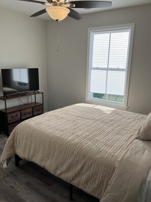 3 bedrooms, WiFi, bed sheets