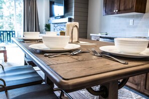 Dining - Luxury in Downtown McCall, Walking Distance to Everything Downtown (McCall)