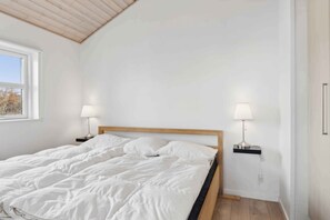 3 chambres, fer et planche à repasser, Wi-Fi gratuit