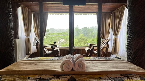 Villa Girasol (In front of Sarapiqui River)