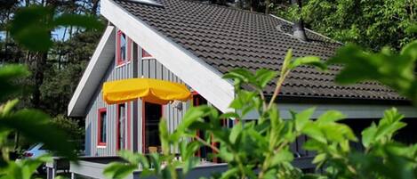 House | Property grounds