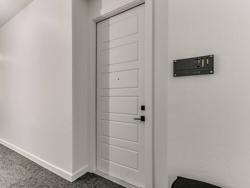 New LUX 2Bed Apt @ UCO