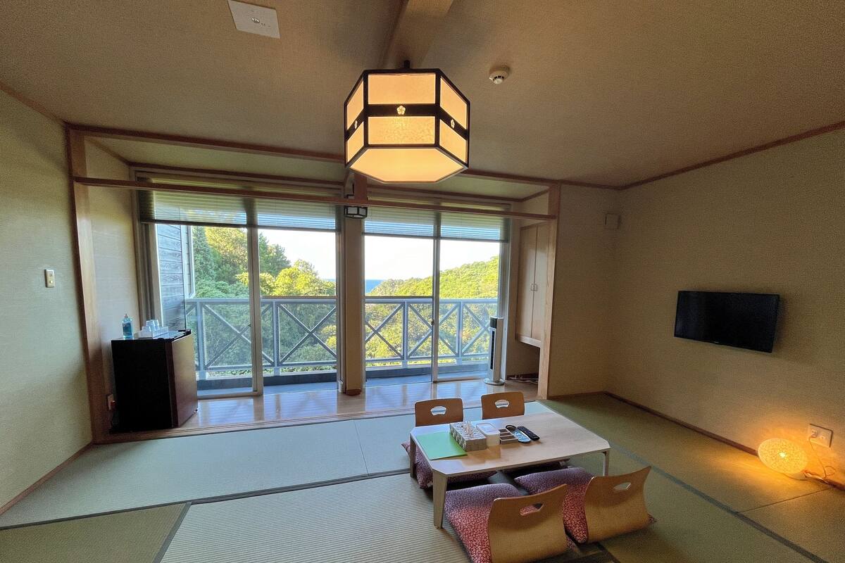 基本客房, 陽台, 海灣景觀 | 熨斗/熨衣板、免費搖籃/嬰兒床、免費無線上網、獨特裝潢