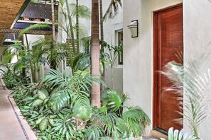 Exterior detail - 2bd/2.5ba 1 fl Cozy Quiet Gated Condo 24hr Security Perfect for Elderly and Kids (Playa del Carmen)