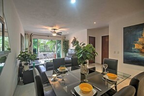 Dining - 2bd/2.5ba 1 fl Cozy Quiet Gated Condo 24hr Security Perfect for Elderly and Kids (Playa del Carmen)