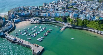 Ty George - 3 Bedroom Cottage - Tenby