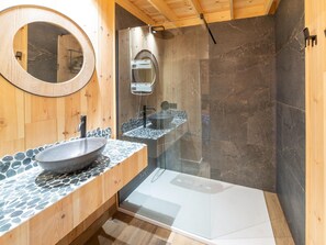 Chalet | Badezimmer