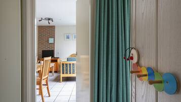 Bungalow | Reception