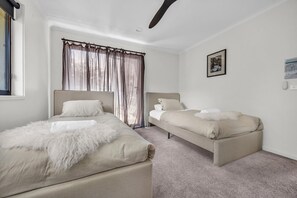 4 bedrooms, Internet