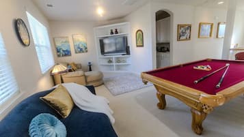 Smart TV, fireplace, computer monitors, printers