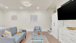Living area - Modern Studio Living in San Jose (San Jose)