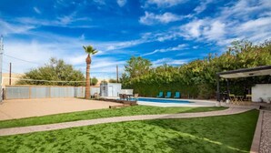 Unclassified image, 4 of 30, button - Garfield 3BR: Shared Pool, Yard & Volleyball Court (Phoenix)