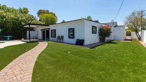 Unclassified image, 2 of 30, button - Garfield 3BR: Shared Pool, Yard & Volleyball Court (Phoenix)