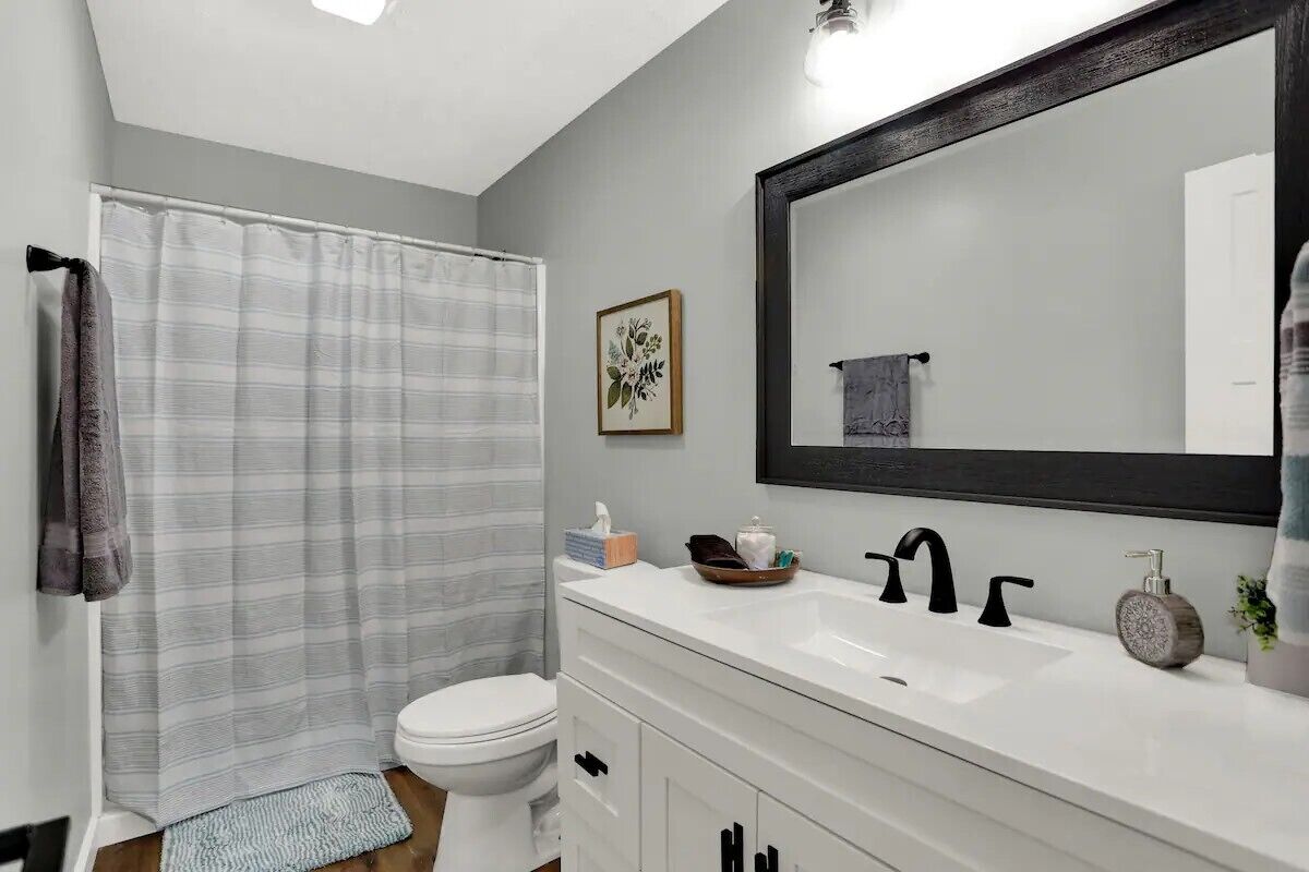 Towels, soap, toilet paper