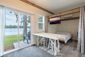 1 Schlafzimmer, Bügeleisen/Bügelbrett, kostenloses WLAN, Bettwäsche