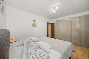 3 habitaciones, wifi gratis y ropa de cama