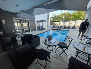 منطقة الاستقبال