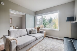 Téléviseur, chaîne audio