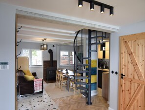 House | Living room - Holiday Home on the Lake Shore, Sauna, Jacuzzi (gmina Stężyca)