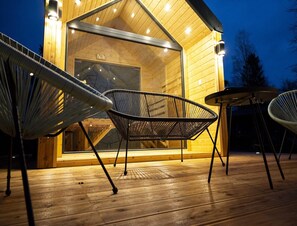 Balcony - Holiday Home on the Lake Shore, Sauna, Jacuzzi (gmina Stężyca)