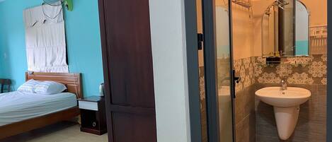 Deluxe Double Room | Free WiFi