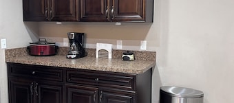 LOS SHORES Vacation Lodging