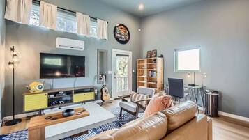 TV, offices